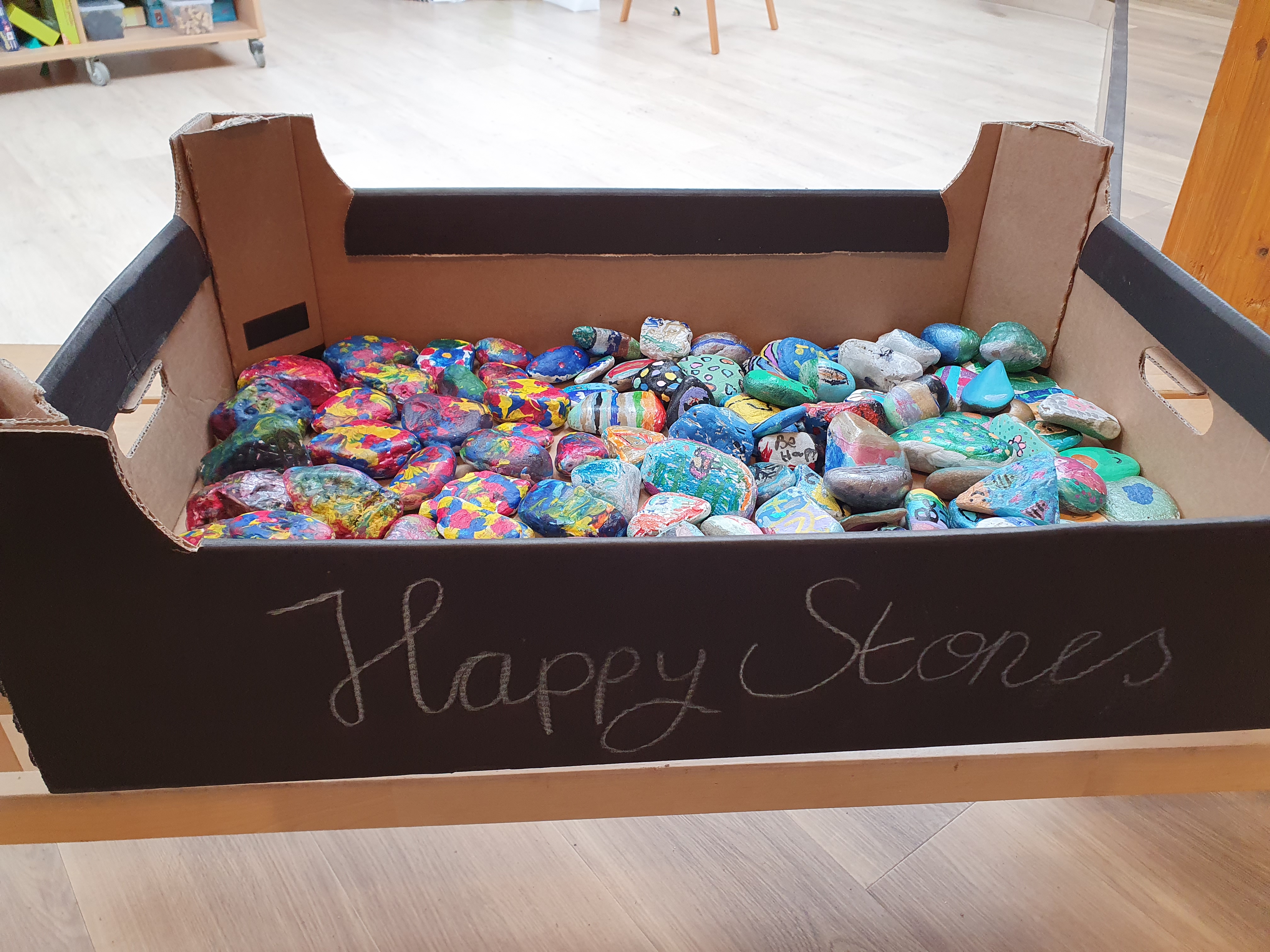 Kinderen De Zilvermeeuw verrassen ouderen van Zorgcentrum Lelypark