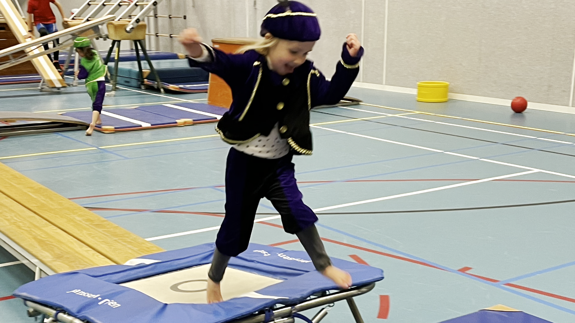 Pietengym kleuters en bovenbouw